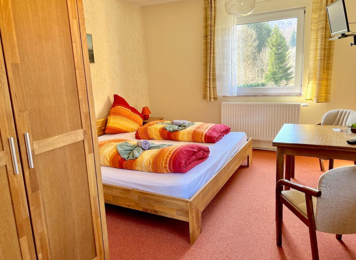 Vor Lauter Baeumen B&B Zorge Chambre photo
